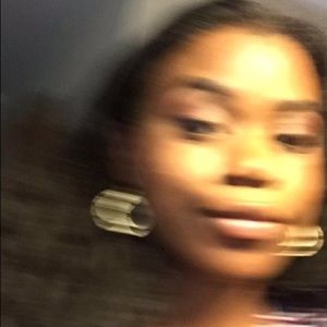 Meet your Posher, Brinklie